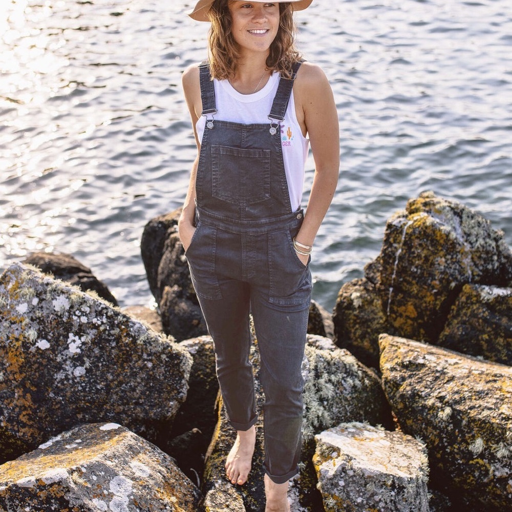 NWT Passenger Roamist Dungaree Overalls in Washed Black